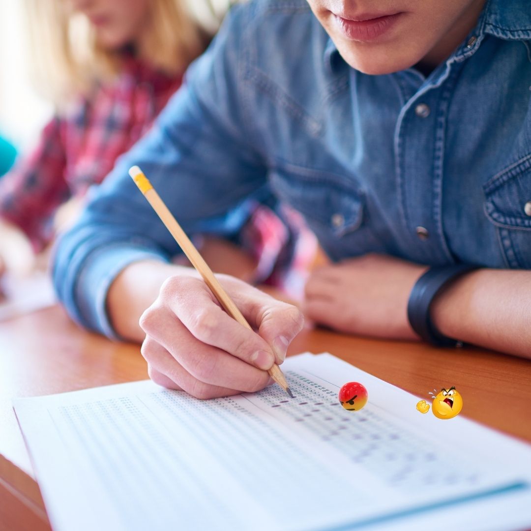 نموذج الإختبار الكتابي لتوظيف منتدبين قضائيين من الدرجة الثالثة